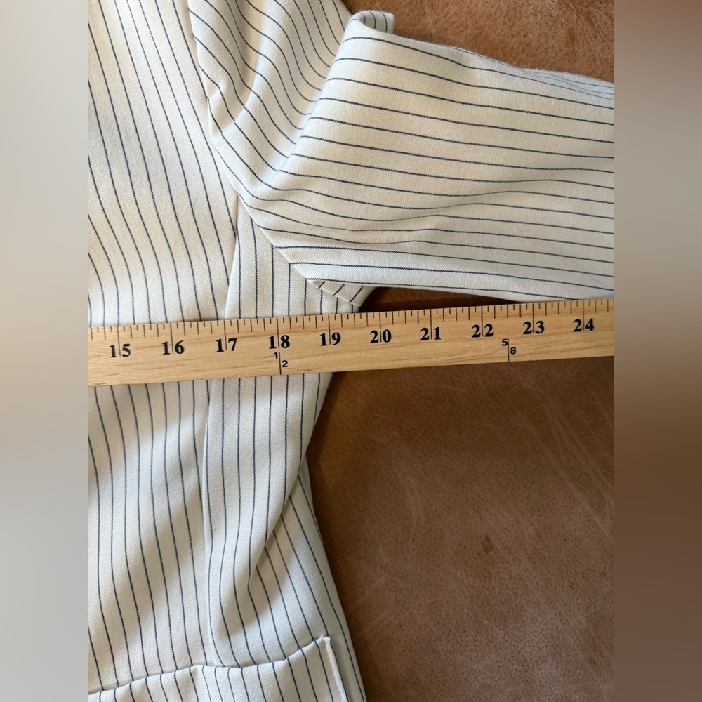 rrrruss White And Navy Striped Vintage Blazer Women’s Size 12 - Picture 4 of 10